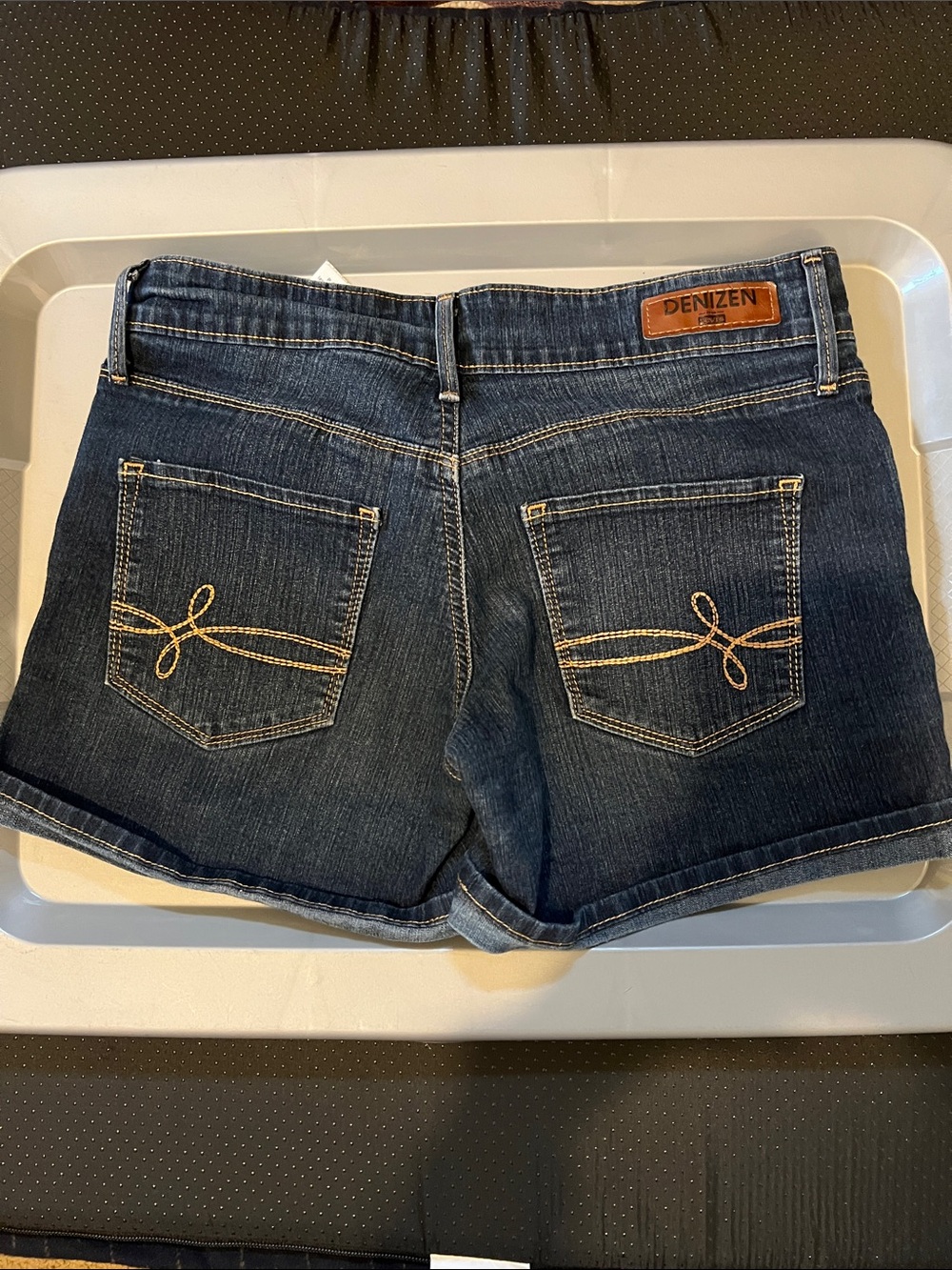 Denizen from Levi's Dark Blue Rolled-Hem Jean Shorts - Picture 4 of 4
